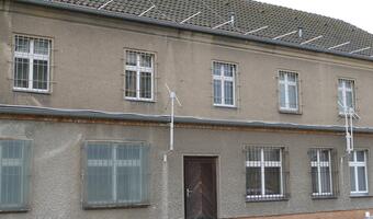 Gang nastolatków w Małopolsce kradł paliwo z samochodów