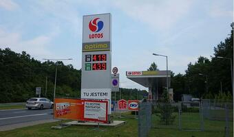 Były prezes Lotosu atakuje fuzję z Orlenem