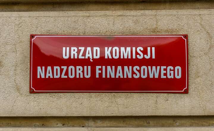 Bankowcy listy piszą. Tym razem w obronie byłego szefa KNF oskarżonego o zaniedbania