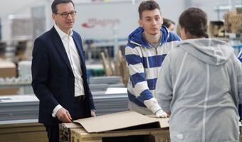 Morawiecki: Polskie meble to światowy hit