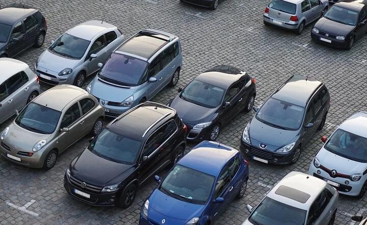 Parkujesz w Warszawie? Drastyczna podwyżka opłat!