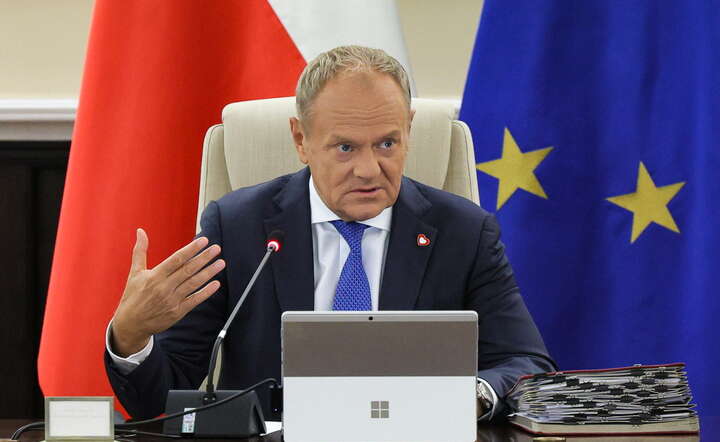 Szampany strzelają, konfetti się sypie, kolejny rekord ustanowiony. Rekord długu / autor: PAP