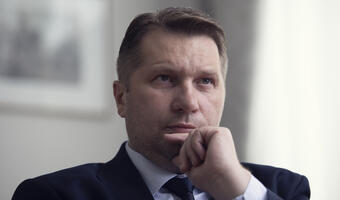 Czarnek: decyzja o nauce zdalnej w ciągu kilku godzin