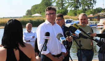 Zatrucie Odry: Premier reaguje! Natychmiastowe dymisje