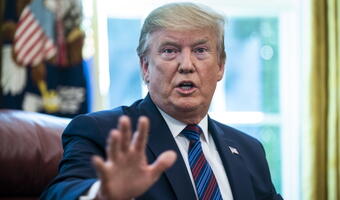 Trump opodatkuje francuskie wina?