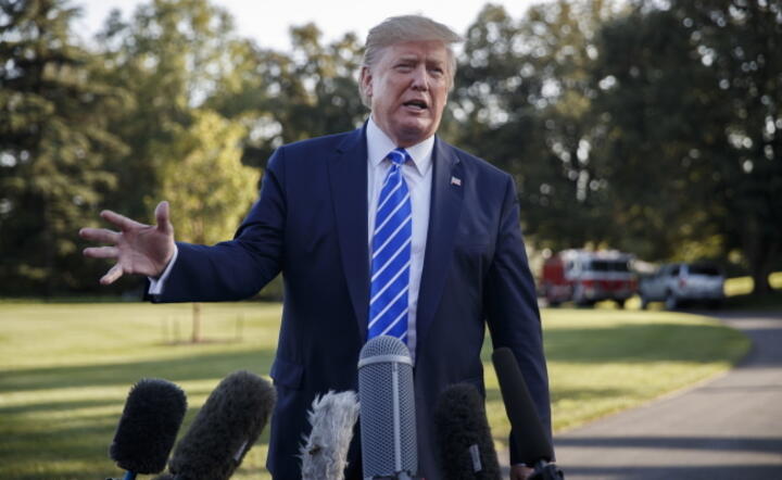 Mam dobre stosunki z oboma krajami - oświadczył Donald Trump / autor: PAP/EPA/Shawn Thew
