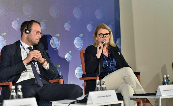 Magdalena Zmitrowicz (P) / autor: PAP MediaRoom