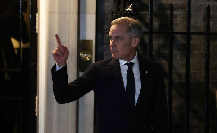 Premier Kanady Mark Carney z podatku węglowego uczynił argument wyborczy / autor: PAP/ EPA/NEIL HALL