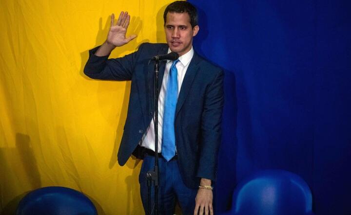 Juan Guaido / autor: PAP/EPA/MIGUEL GUTIERREZ