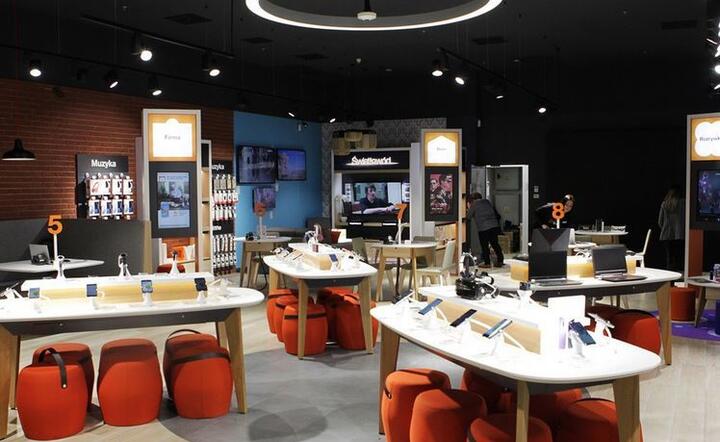 Interaktywny Smart Store Orange w Toruniu  / autor: Orange