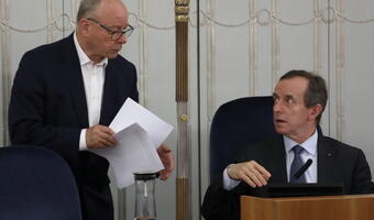 Senat będzie blokował bon turystyczny?