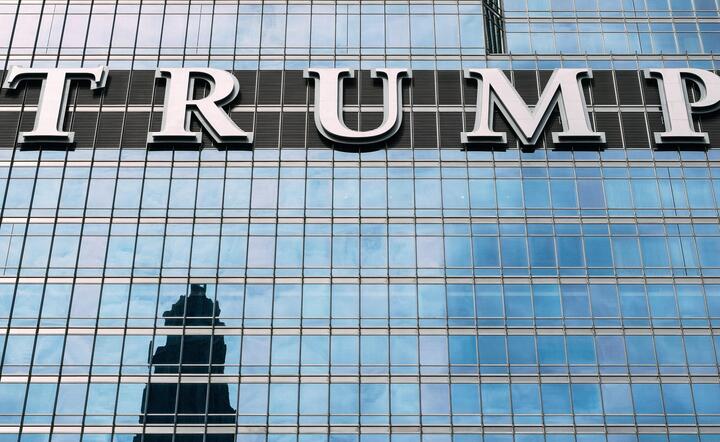 Trump Tower / autor: Zdjęcie autorstwa Tim Gouw z Pexels