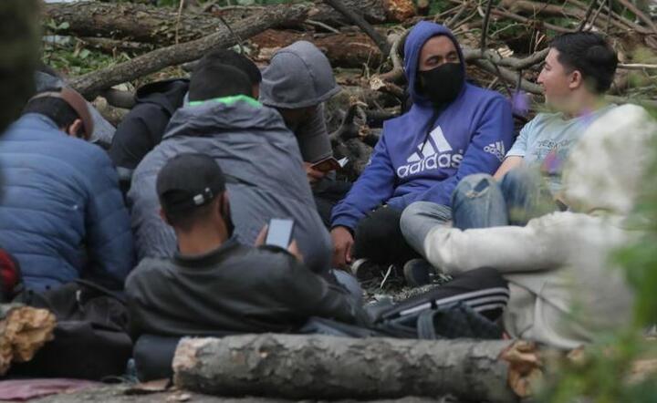 Migranci  / autor: PAP/Artur Reszko 