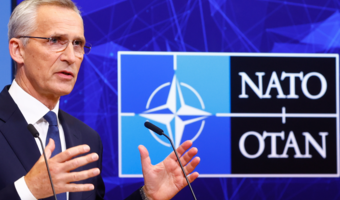 Stoltenberg: groźby użycia broni jądrowej przez Rosję są niebezpieczne