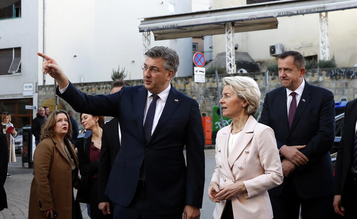 Plenkovic i  von der Leyen / autor: PAP/EPA/ANTONIO BAT