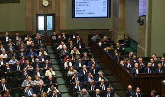 Jeden cel: Atakować PiS. Uchylono immunitet dwóm posłom