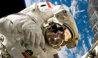 Lecz się jak... astronauta