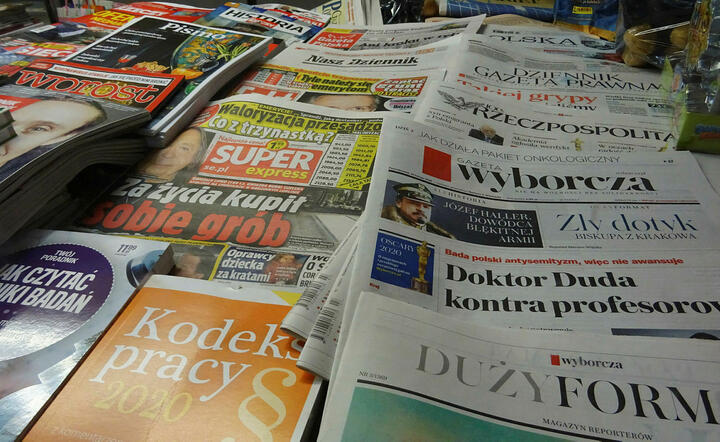 Odchodzą po 30 latach pracy. Tygodnik „NIE” pustoszeje