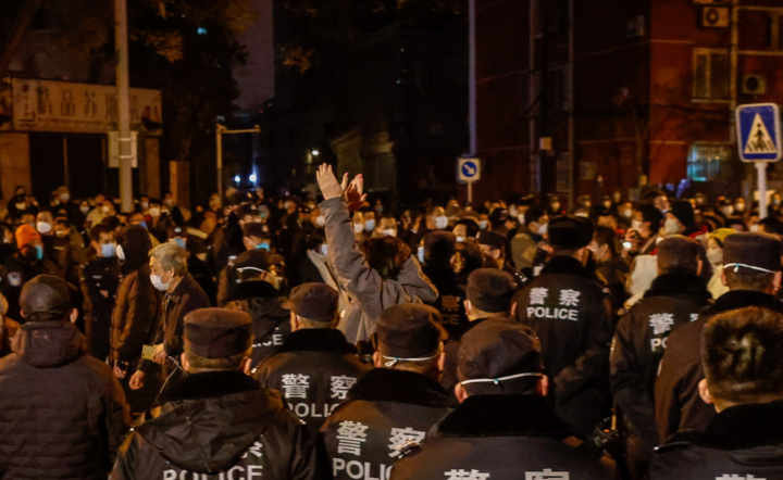 Protesty w Chinach / autor: PAP/EPA/MARK R. CRISTINO