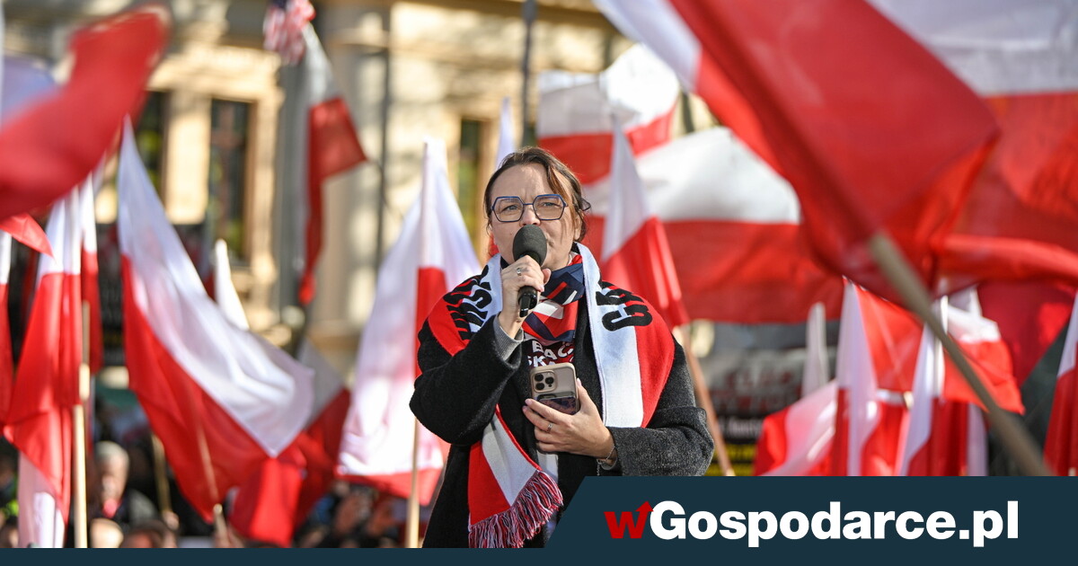 Tysiące obrońców przed siedzibą TK. „Tu jest Polska”
