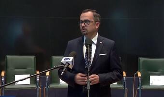 Marcin Horała został sam. A byli ministrowie chcieli debaty o CPK