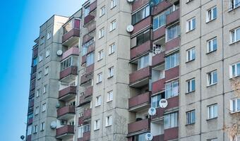 Śpiewak: Wielka płyta stara i wymaga pieniędzy