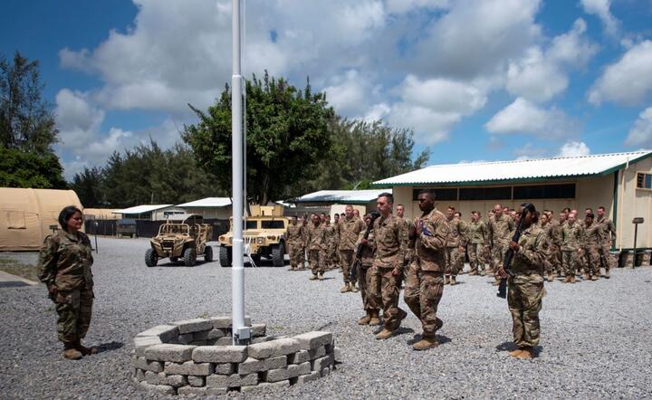 Do niedzielnego ataku na Camp Simba doszło w rok po krwawym zamachu na hotel Dusit w Nairobi, w którym zginęło 21 osób  / autor:  	PAP/EPA/Staff Sgt. LEXIE WEST HANDOUT