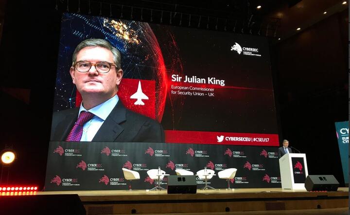 autor: @JKingEU