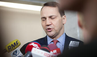 Sikorski ma odejść z polityki? Sondaż odpowiada
