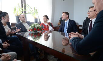 „Frankowicze” niezgody. Minister finansów angażuje się w kampanię prezydencką i atakuje kandydata opozycji