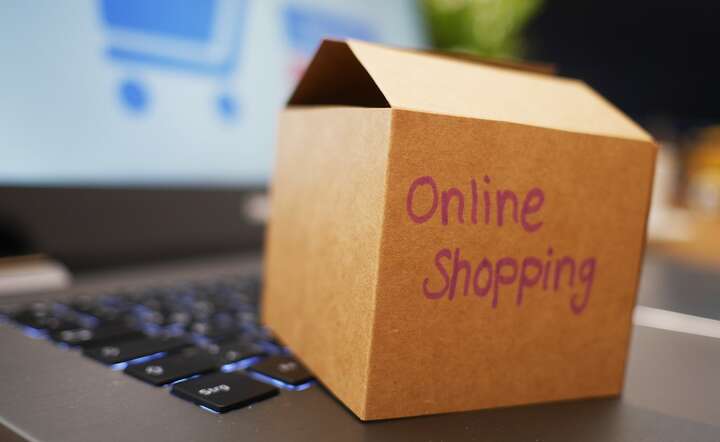 Trzy czwarte badanych uważa, że sklepy manipulują przy promocjach i cenach w Black Friday / autor: Pixabay