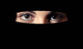 Uzbekistan: Przymus, dyktatura i powrót do ograniczeń