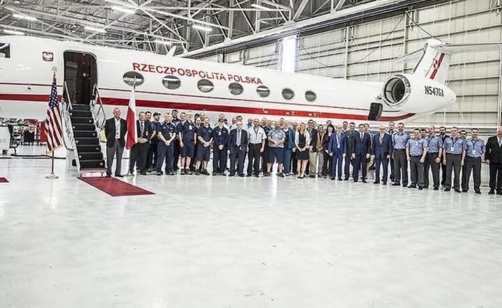 Pierwszy z nowych samolotów dla VIP-ów w Warszawie; MON: przywracamy normalność