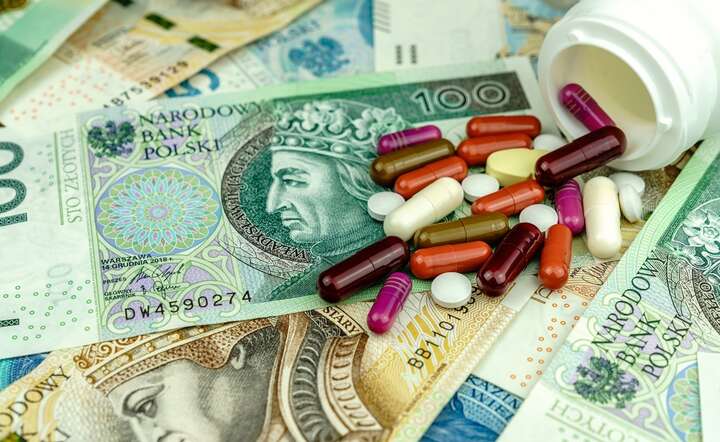 Na polskim rynku farmaceutycznym przez 10 lat trwała zmowa cenowa największych firm-hurtowników / autor: Fratria / AS