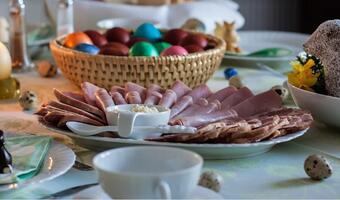 Ekspert: Spotkania rodzinne i wyjazdy ograniczmy do minimum