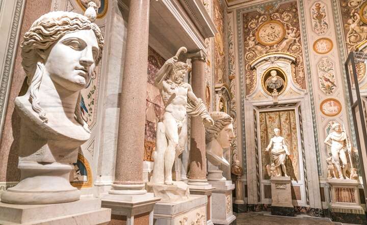 W wolnym czasie wybierz się do muzeum lub galerii sztuki