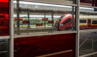Miliardowa umowa PKP PLK na system łączności cyfrowej