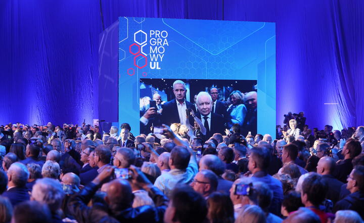 Konwencja programowa PiS / autor: PAP/Leszek Szymański