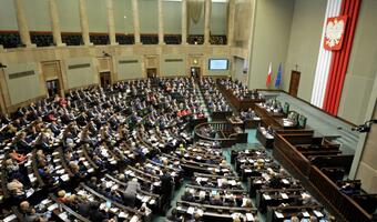 Konstytucja Biznesu trafiła do komisji nadzwyczajnej