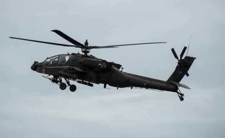 Śmigłowce Apache / autor: gov