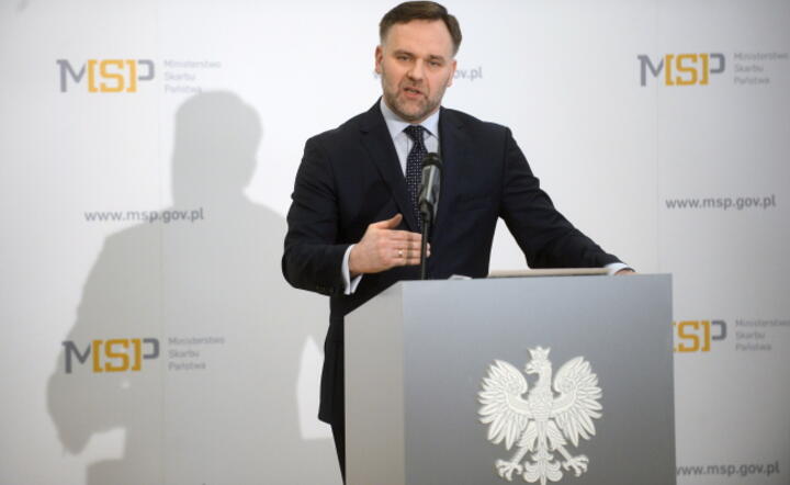  Minister Dawid Jackiewicz, podczas konferencji podsumowującej 100 dni pracy resortu skarbu państwa, fot. PAP/Bartłomiej Zborowski
