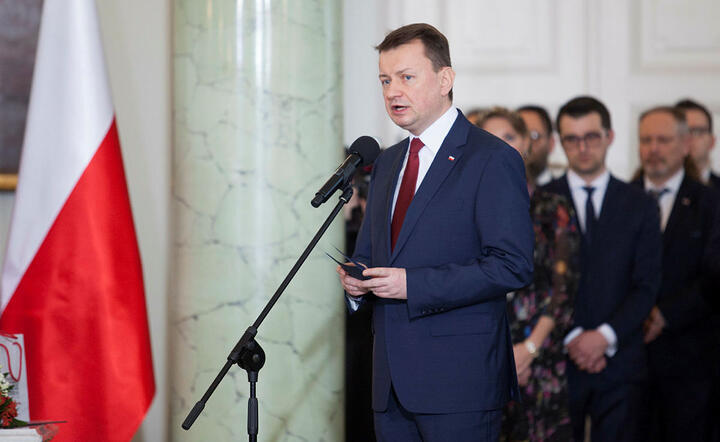 Szef MON  Mariusz Błaszczak / autor: Fratria