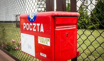 Poczta rozwozi środki ochrony przed koronawirusem