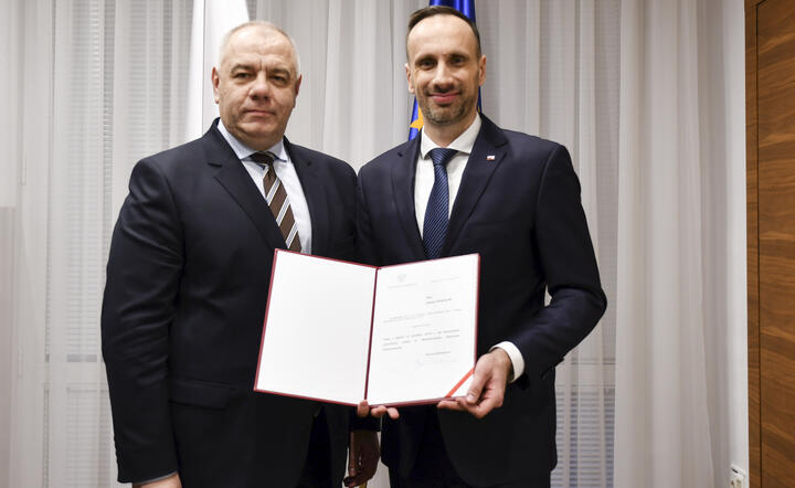 Jacek Sasin i Jan Kowalski / autor: twitter.com/MAPGOVPL