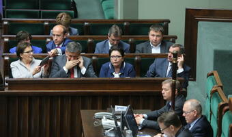 W poniedziałek premier przedstawi nazwiska nowych ministrów – PAP typuje następców