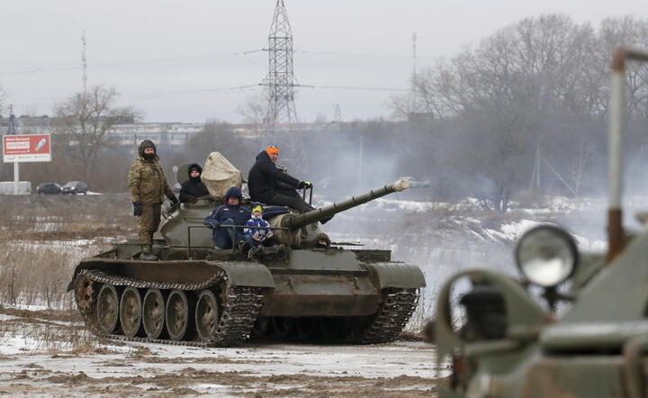sowiecki czołg T-54 / autor: EPA/PAP