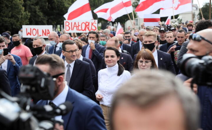 Mateusz Morawiecki i Swiatłana Cichanouska / autor: PAP/Leszek Szymański