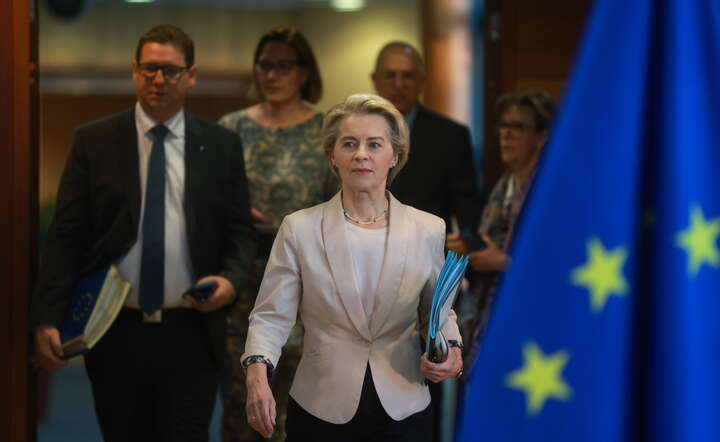 Szefowa KE Ursula von der Leyen na spotkaniu w Antwerpii / autor: PAP/EPA/OLIVIER HOSLET 