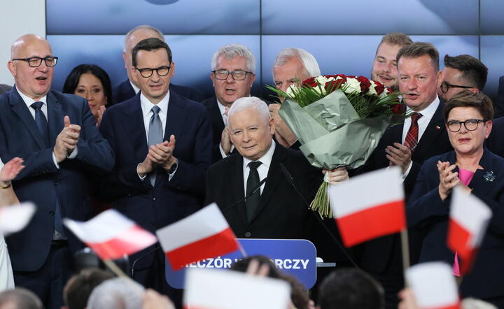 WARSZAWA WIECZÓR WYBORCZY W SZTABIE PIS / autor: PAP/Paweł Supernak
