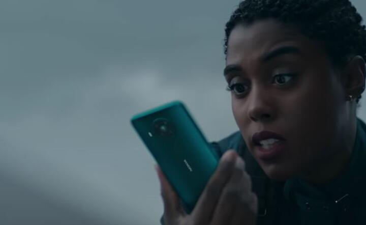 Telefon Nokii w 'No Time to Die' / autor: YouTube/ James Bond 007